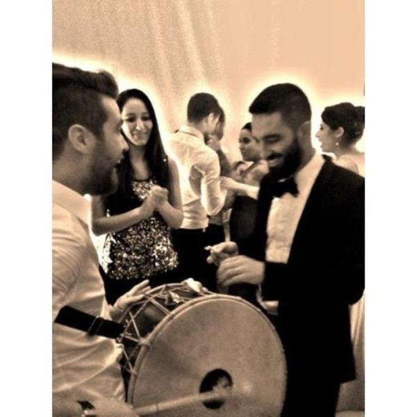 OULCAN ENGN  <br>Bu hayatta istersek birimiz alar birimiz oynatrz</br>