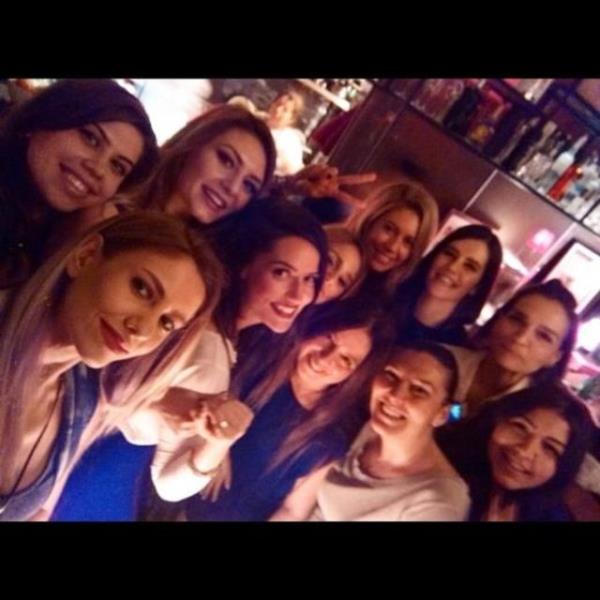 FAHRYE EVCEN  <br>Yeni yama can dostlarla girdim.. ok glerek ve de ok elenerek</br>