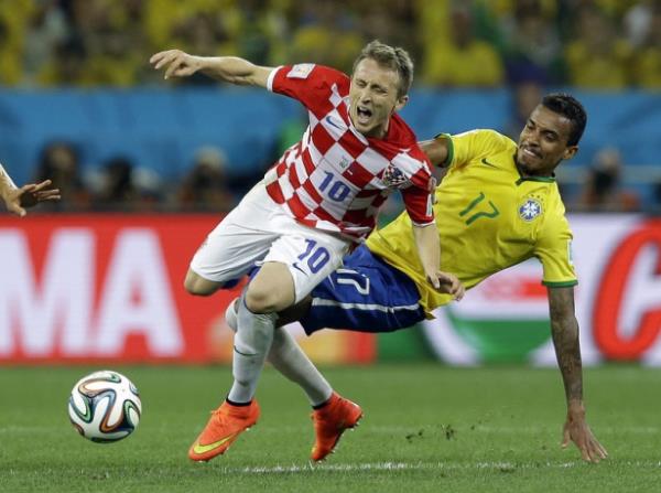 @ Biri Ceyhun'u sustursun.mer rndle rahmet okutuyor.