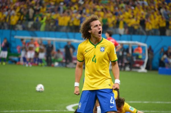 @ Ulan ma yorumculuunda kolektif futbolun babas mer rndl varken Ceyhun Eri ne alaka ya?!?!?