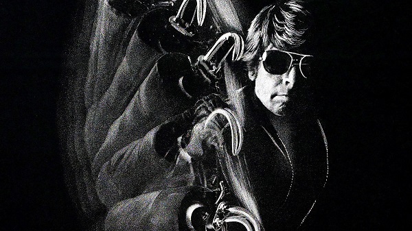 <p><b>lmden de Beter / Rolling Thunder</b></p>  Charles Rane bir sava kahramandr ve yaad kasabada cokuyla karlanr, hediye yamuruna tutulur. Birka haydut Rane'i soymaya karar verir. Fakat bunu yaparken Rane'in eini ve ocuunu da ldrrler. Rane de intikam ateiyle yanp kavrulmaktadr ve arkada Johnny'den (Tommy Lee Jones) yardm ister.