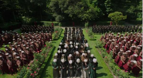 1. Ahmed 28 yanda vefat edince her ey altst olur Ksem Sultan iin.