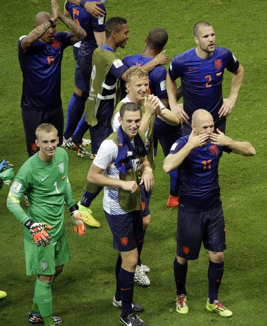 <b>De Telegraaf:</b> Esiz intikam