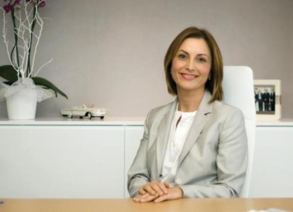 <p><b>8- Gldem Berkman </b></p>  <br>Novartis Trkiye Genel Mdr </br>  <br>Ciro (Milyon TL): 1.043 </br>  <br>stihdam: 2.300</br>