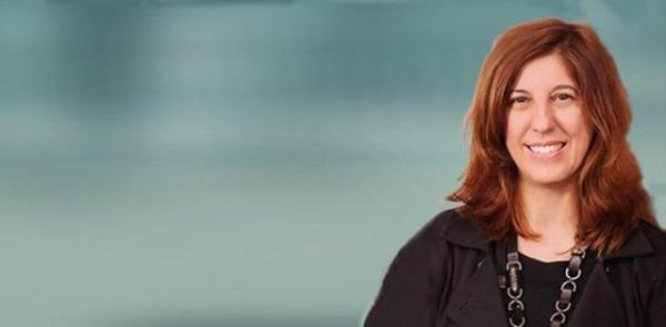 <p><b>3- Elin Ergun </b></p>  <br>Merck Serono Global Ticari Bakan </br>  <br>Ciro (Milyon TL): 15.152 </br>  <br>stihdam: 15.000</br>