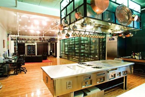 48  Test Kitchen-Gney Afrika