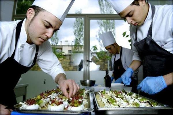 2  C. Can Roca-spanya