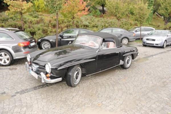 Aracyla ilk kez Etiler'de grntlenen Ylmaz 'Ka model?' sorusunu '1963 ylnda satn aldm' diye yantlad.