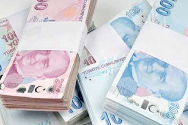 eitli dnemlerde sosyal yardm ya da salk sigortas (yeil kart) tevikinin istihdama katlm kstlad, i aramaktan caymalara ya da kayt d almalara yol at ynndeki eletirileri hakl bulduklarn ifade eden SGK yetkilileri, ancak bunlarn kstlanmasna ynelik giriimlerin de zor durumdaki kiileri madur etme riskini dourduunu vurgulad.