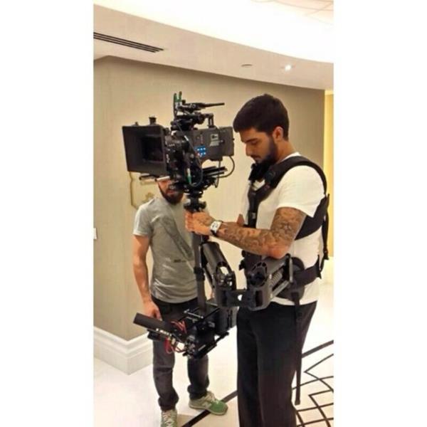 DO TATLISES  <br>Steadicam ile klip ekimlerimiz devam ediyor.. Kolay deil tadm kamera ekipman ile 120 kg civarnda</br>