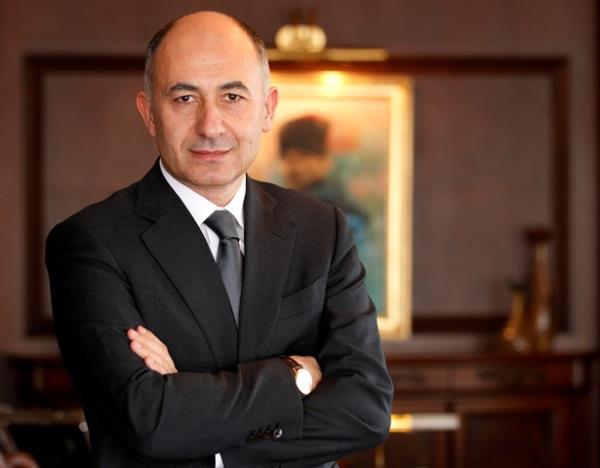 Erman Ilcak - 2.3 milyar dolar