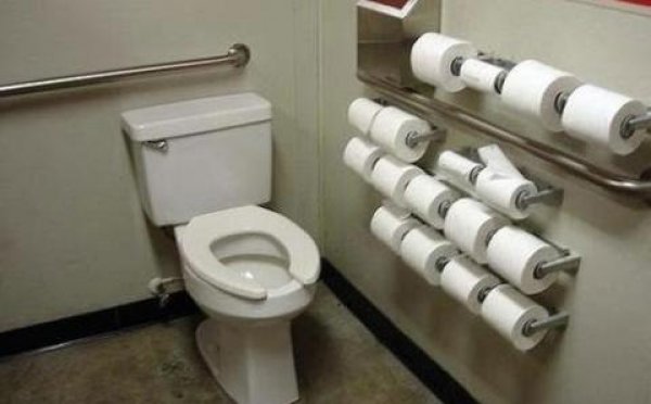 "Dnyaya kadnlar hkmetseydi ne olurdu?" sorusuna yant aradk... Ortaya elenceli kareler kt..