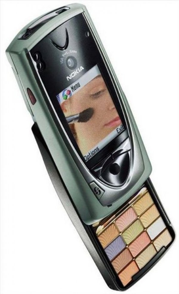 "Dnyaya kadnlar hkmetseydi ne olurdu?" sorusuna yant aradk... Ortaya elenceli kareler kt..