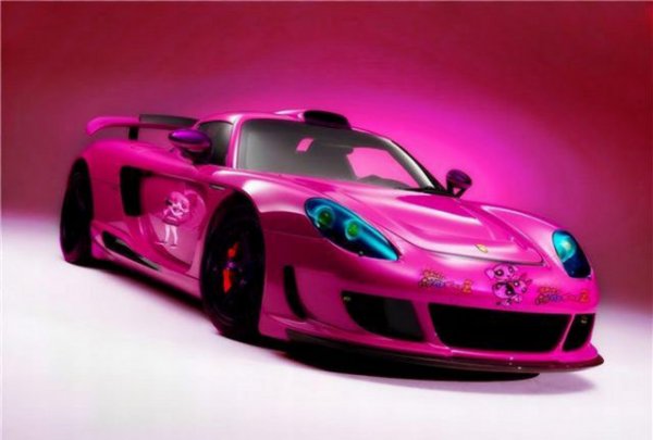 "Dnyaya kadnlar hkmetseydi ne olurdu?" sorusuna yant aradk... Ortaya elenceli kareler kt..