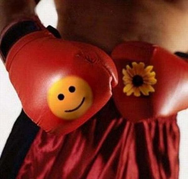 "Dnyaya kadnlar hkmetseydi ne olurdu?" sorusuna yant aradk... Ortaya elenceli kareler kt..