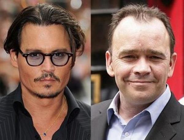 <br><b>Johnny Depp ve Todd Carty</b></br>  1963 doumlu Johnny Depp'in bir ka yl sonra 50 yana gireceine inanmak g. Sadece Carty'den deil bir ok yatndan daha ansl.