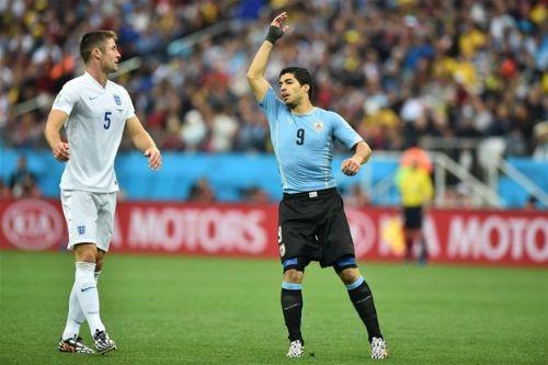 Yemin ederim Yaln etin, mer rndl' idare ediyor 'hehe' 'hh' diye :)