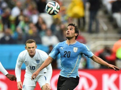 Yorumlarnda mantk aramazsak mer rndl gelince dnya kupasna da ruh geldi :)