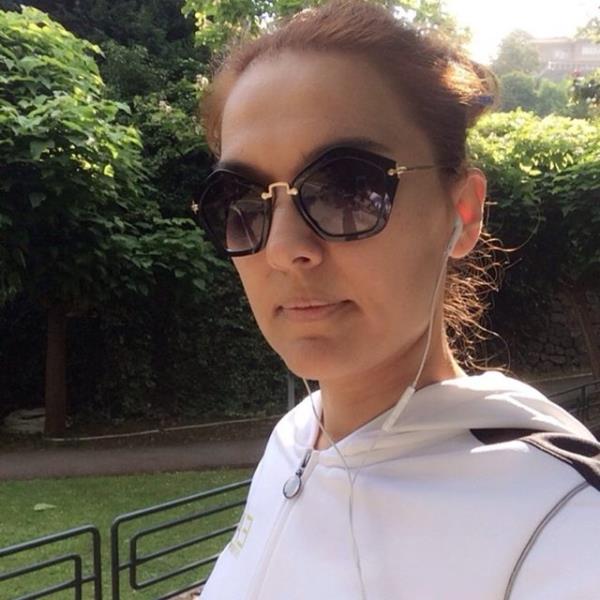 Demet Akaln  <br>Aksam sahne var ama yuruyusu aksatmam!! HAFTASONU REKLAMLARA KAPALYZ TESEKKRLER</br>