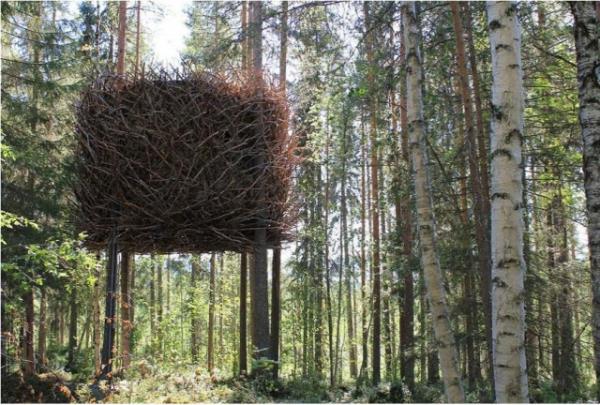 <br><b>sve</b></br>  sve`te bulunun bu aa evin tasarmclarnn kulardan ilham ald ok ak.