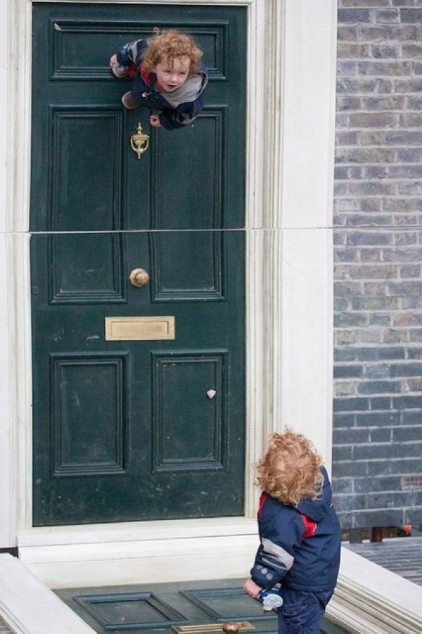 Sanki yer ekimine karlar