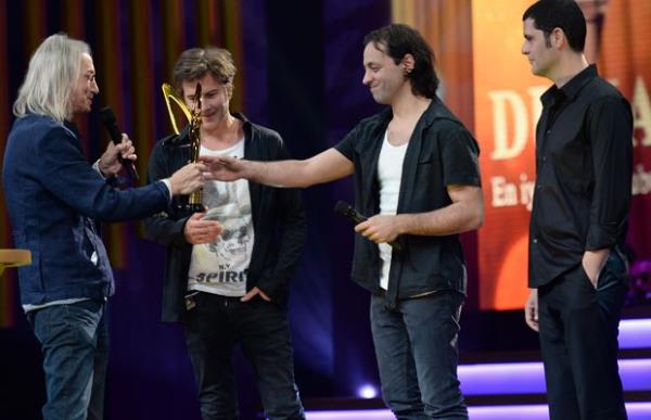 EN Y MZK GRUBU: DUMAN    <br>DUMAN GRUBU'NA DLN NEJAT YAVAOULLARI TAKDM ETT</br>