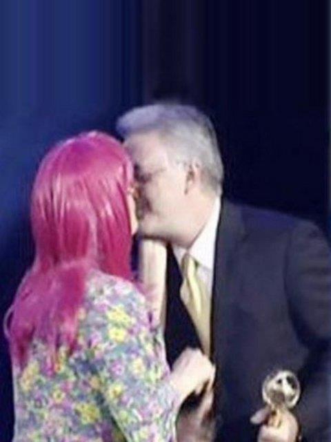 Mjde Ar'n Tamer Karadal'y dudandan pmesi