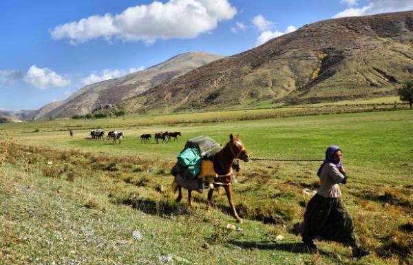 <b> zkan Olcay Yeni Ahlat Gazetesi Bitlis</b>