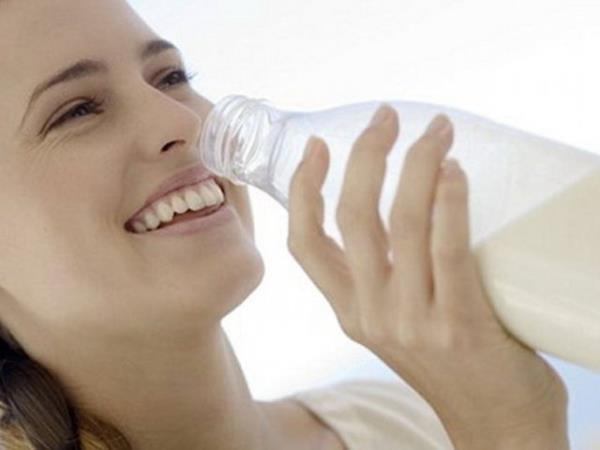 Yetikin bireyler zellikle kadnlarda ileriki dnemlerde ortaya kacak olan kemik erimesi hastal iin, gnde bir su barda st diyetlerine eklenmelidir.