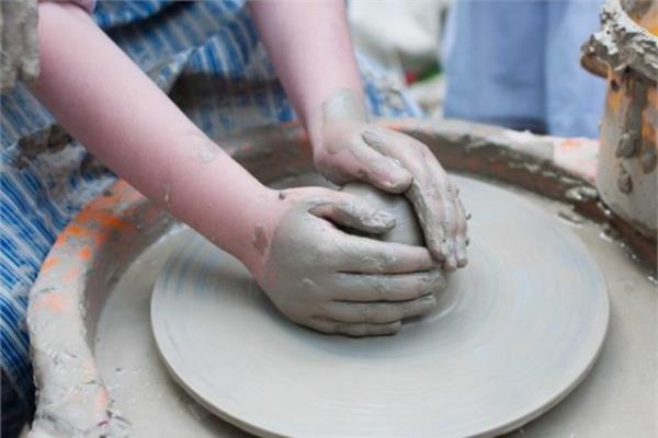 Daha nce hi yapmadnz bir eyin dersine katlmak.