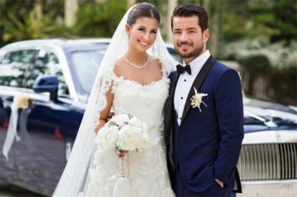 <br><b>Buse Terim ve Volkan Bahekapl</b></br>  A Milli Takm Teknik Direktr Fatih Terim'in kz Buse Terim, Volkan Bahekapl ile dnyaevine girdi.