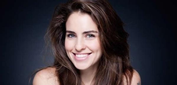 Anadolu Hisar Hekimba Salih Efendi Yalsnda bir trenle dnya evine giren ifti dostlar yalnz brakmad.