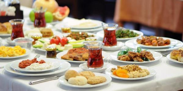 Peki Ramazan salk sorunu yaamamak iin neler yapmamalyz?   <p><b>te Ramazanda sk yaplan hatalar</b></p>