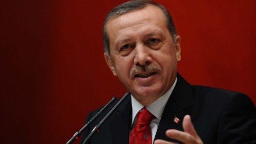 AK Parti'nin 22 Temmuz 2007 genel seçimlerinden 46,6 oy alması sonrasında 60. Hükümeti, 12 Haziran 2012'de erçekleştirilen genel seçimlerinden de 49,8 oy alması sonrasında 61. Hükümeti kuran Erdoğan, 3. kez Başbakanlık koltuğuna oturdu. Erdoğan, böylece partisinin başında girdiği üç seçimde de oyunu artırmayı başardı.
