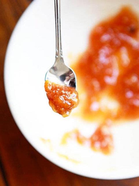 Bbreklerde oluan kum ve talarnn dklmesine yardm eder.