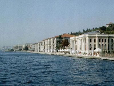 Galatasaray niversitesi-Puan: 22