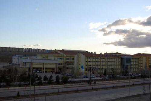 Karamanolu Mehmetbey niversitesi-Puan: 27