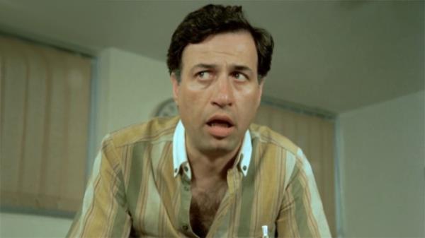 <br>emir eri ramazan: ne vuruyon be??</br>  <br>st olan aban: kim vuruyo be!!</br>  <br>ramazan: seen!</br>  <br>aban: hhh evet ben.</br>