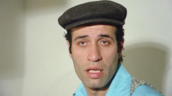 <br>-efenim ben nbetteyken kardan boyle bir adam geliyordu.</br>  <br>komutan olan ener en</br>  <br>-hoooooooooyt ben adam mym?</br>  <br>-deil misin vah vah...</br>