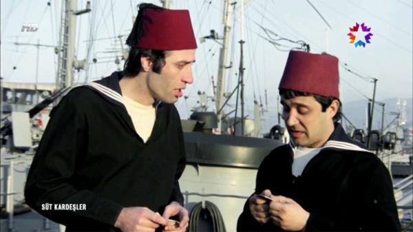 <br>- fes bama fes bama pskl ben olaym..</br>  <br>- ahhh duvar bama, bam duvara!... </br>