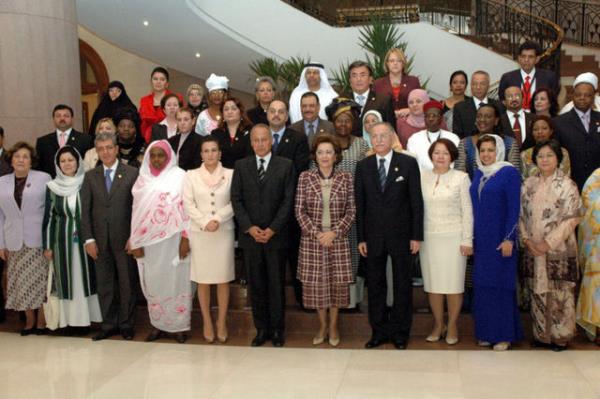 hsanolu iftinin Turul, Aziz ve Orhan isimlerini tayan 3 olu var.