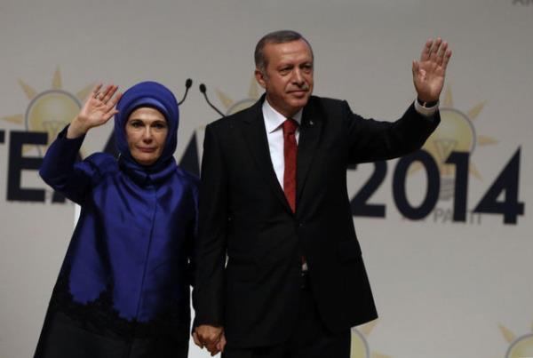 Burak, Smeyye, Bilal ve Esra adnda 4 ocuklar var.