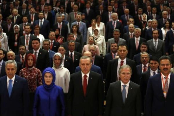 Babakan Yardmclar Blent Arn, Beir Atalay, Ali Babacan yeni dnemde Meclis'te bulunmayacak.