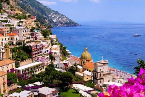 <br><b>talya</b></br>  talyann muhteem ky kentlerinde elenceli gezintiler.