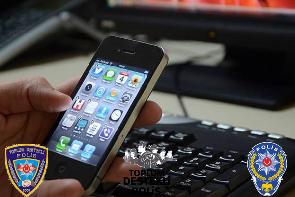 <p>Telefonunuzda sizi arayarak kendisini <b>savc, hakim, polis, banka grevlisi ya da herhangi bir devlet grevlisi</b> olarak tantp eitli hikayeler uydurarak kontr gndermenizi veya hesaba havale yapmanz isteyen ahslara itibar etmeyiniz.</p>      Bu uydurma hikayeler genelde kredi kartnzn ya da telefon sim kartnzn kopyalanarak terr rgtleri veya eteler tarafndan kullanld ve sizi bu durumdan temizlemek iin para gndermeniz gerektii eklinde olmaktadr.    <p>Fakat sizi kandrmak iin bu ve benzeri daha birok yalann retilebilecei unutulmamaldr</p>    <b>Bu kiileri gecikmeden 155 polis ihbar hattna bildiriniz.</b>