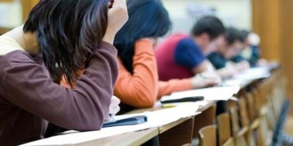 Yapabilecei, sevebilecei ve ileride meslek olarak uygulayabilecei bir blme girmesi her eyden nemli.