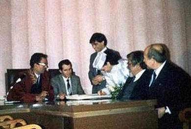 Yeim Salkm, ilk evliliini yaptnda 19 yandayd.