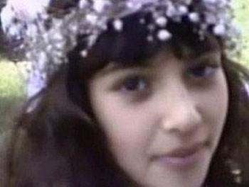 Kim Kardashian da ilk evliliini gencecik bir kzken yapt. Kardashian 19 yandayken Damon Thomas ile evlendi.