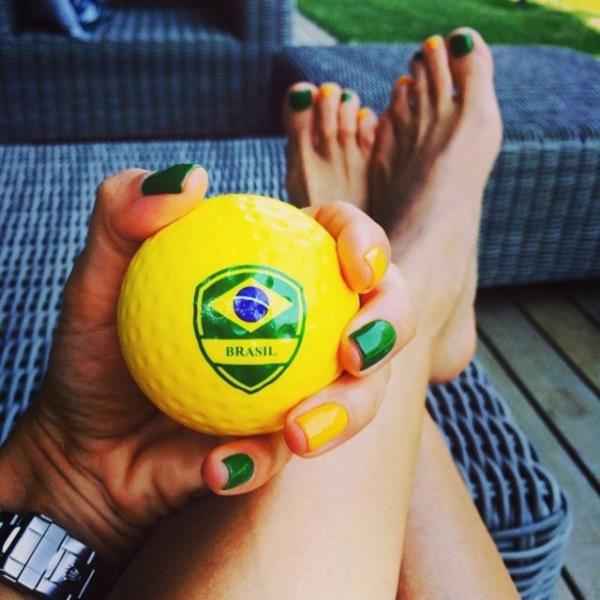 EBRU ALLI   <br>Dnya Kupas byle...</br>