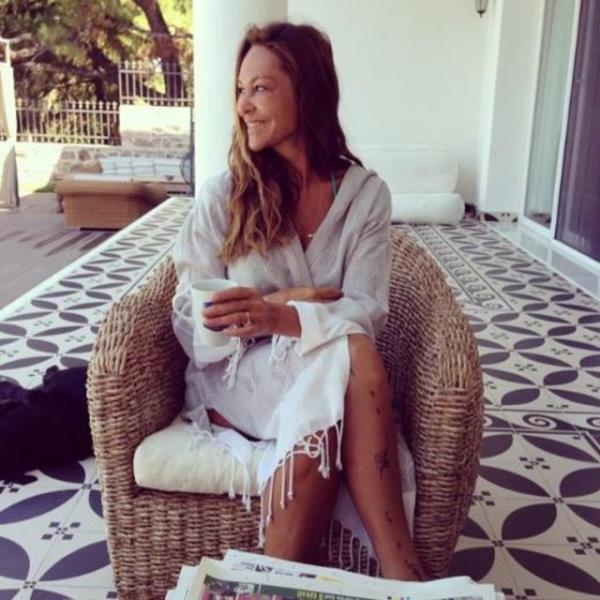 HLYA AVAR  <br> Gnaydn  Yeni kalknca m denir, saate gre mi</br>